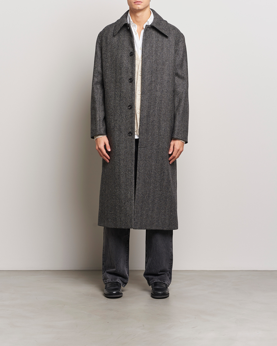 Mies | Takit | Sunflower | Herringbone Wool Coat Antracite