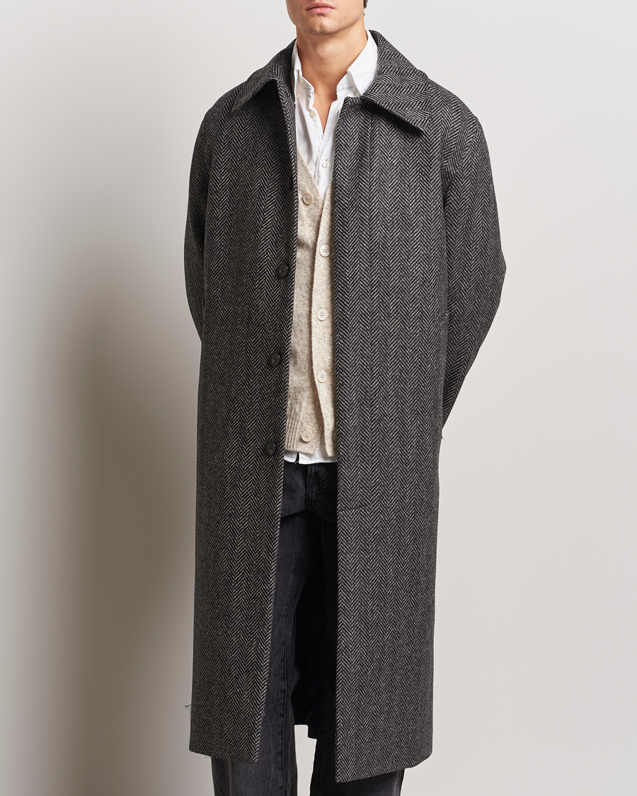 Mies | Takit | Sunflower | Herringbone Wool Coat Antracite