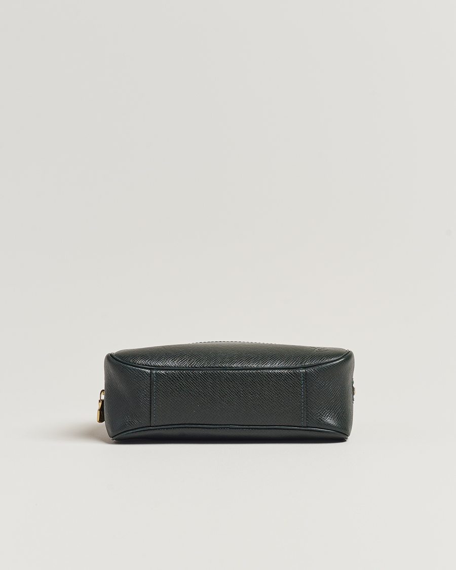 Mies | Louis Vuitton Pre-Owned Pochette Accessoir Washbag Green | Louis Vuitton Pre-Owned | Pochette Accessoir Washbag Green