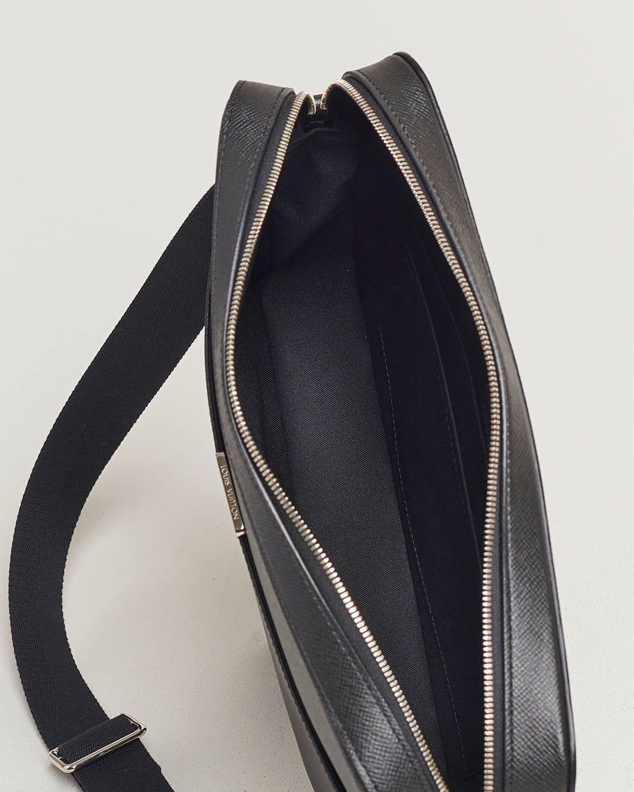 Mies | Louis Vuitton Pre-Owned Anton Messengerbag Black | Louis Vuitton Pre-Owned | Anton Messengerbag Black