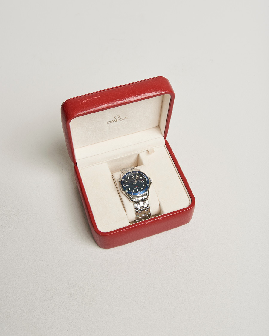 Mies | Omega Pre-Owned Seamaster Diver 300M Red 2221.80.00 Silver | Omega Pre-Owned | Seamaster Diver 300M Red 2221.80.00 Silver