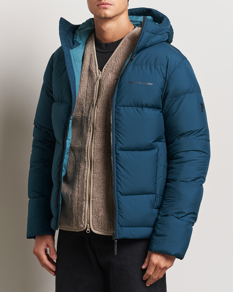 Mies | Takit | Peak Performance | Rivel Down Hooded Jacket Ininity Teel
