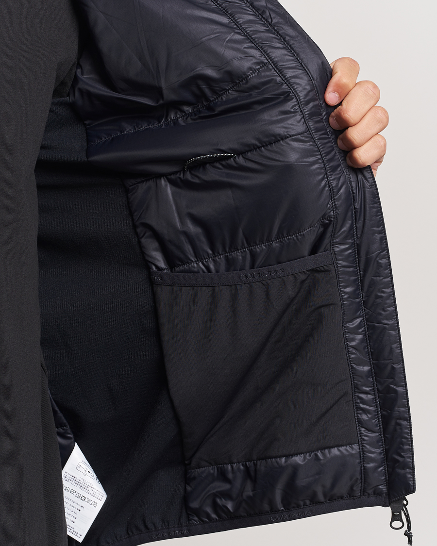 Mies | Takit | Peak Performance | Radiance Hood Jacket Black