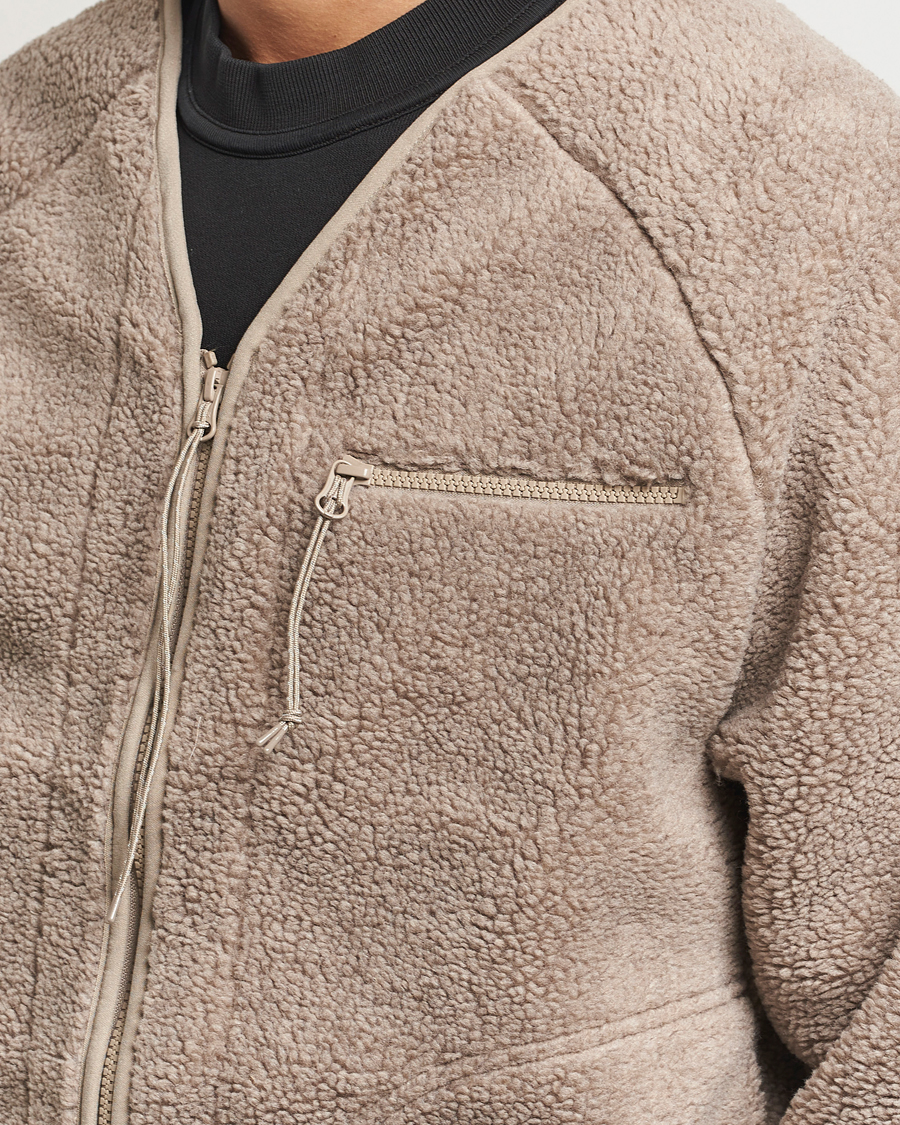Mies | Puserot | Peak Performance | Heavy Pile Oversized Cardigan Avid Beige