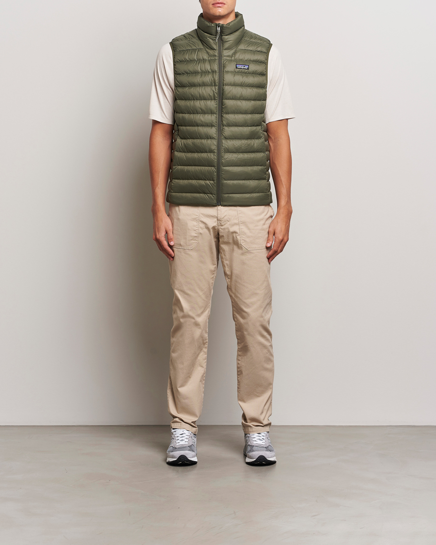 Mies | Takit | Patagonia | Down Sweater Vest Pine Needle Green