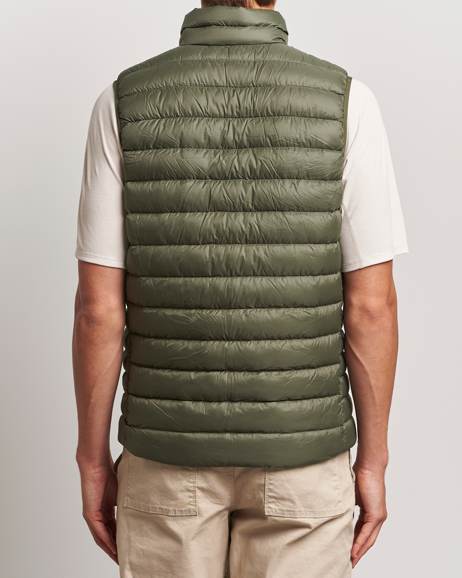 Mies | Takit | Patagonia | Down Sweater Vest Pine Needle Green