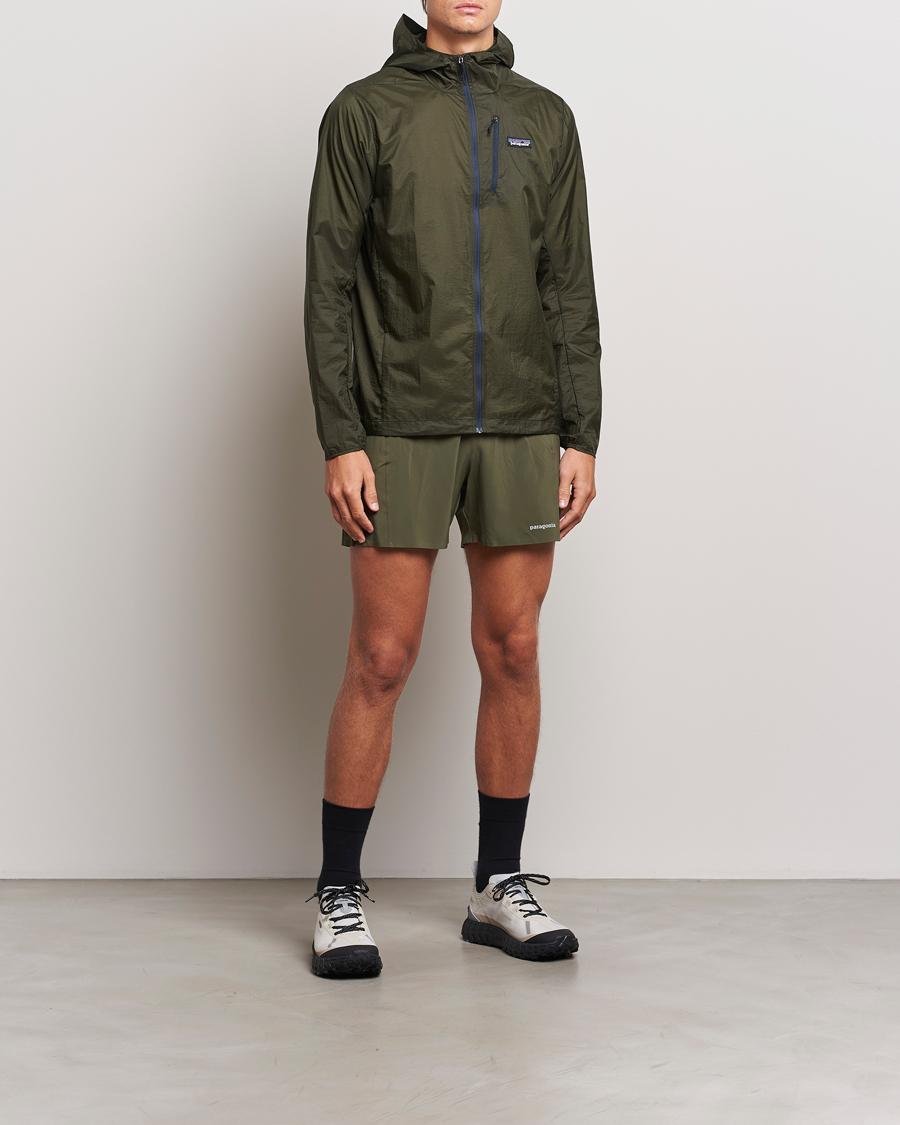 Mies | Takit | Patagonia | Houdini Jacket Pine Needle Green