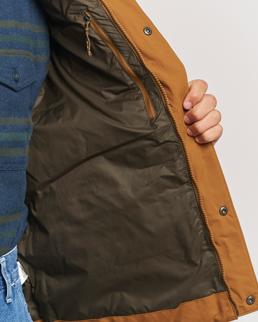 Mies | Takit | Patagonia | Downdrift Vest Brown