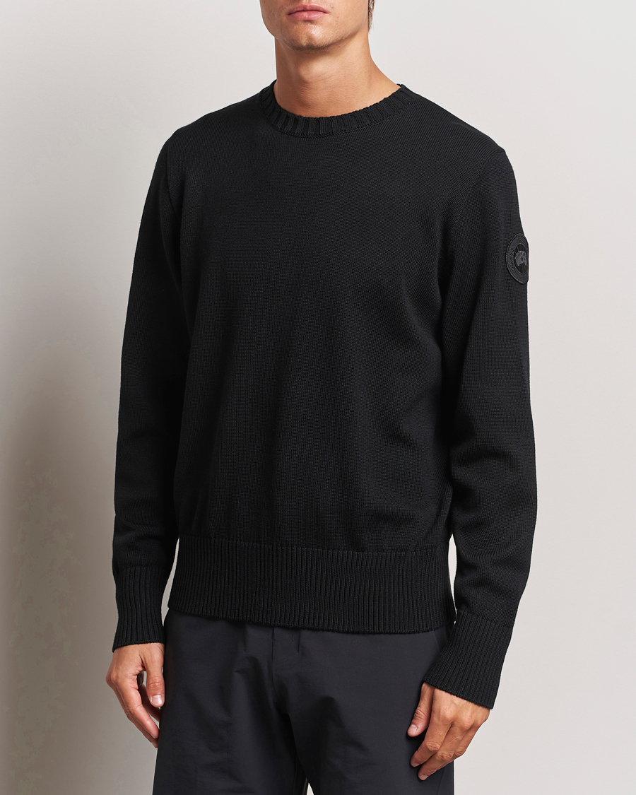 Mies | Puserot | Canada Goose Black Label | Canada Goose Rosseau Crew Neck Black