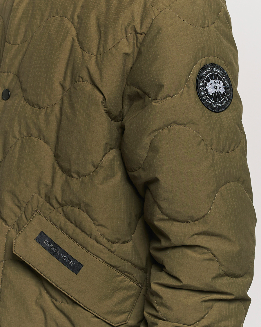 Mies | Takit | Canada Goose Black Label | Boswell Reversible Jacket Military Green