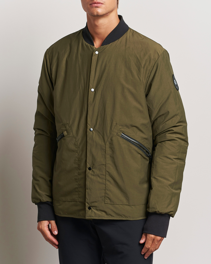 Mies | Takit | Canada Goose Black Label | Boswell Reversible Jacket Military Green