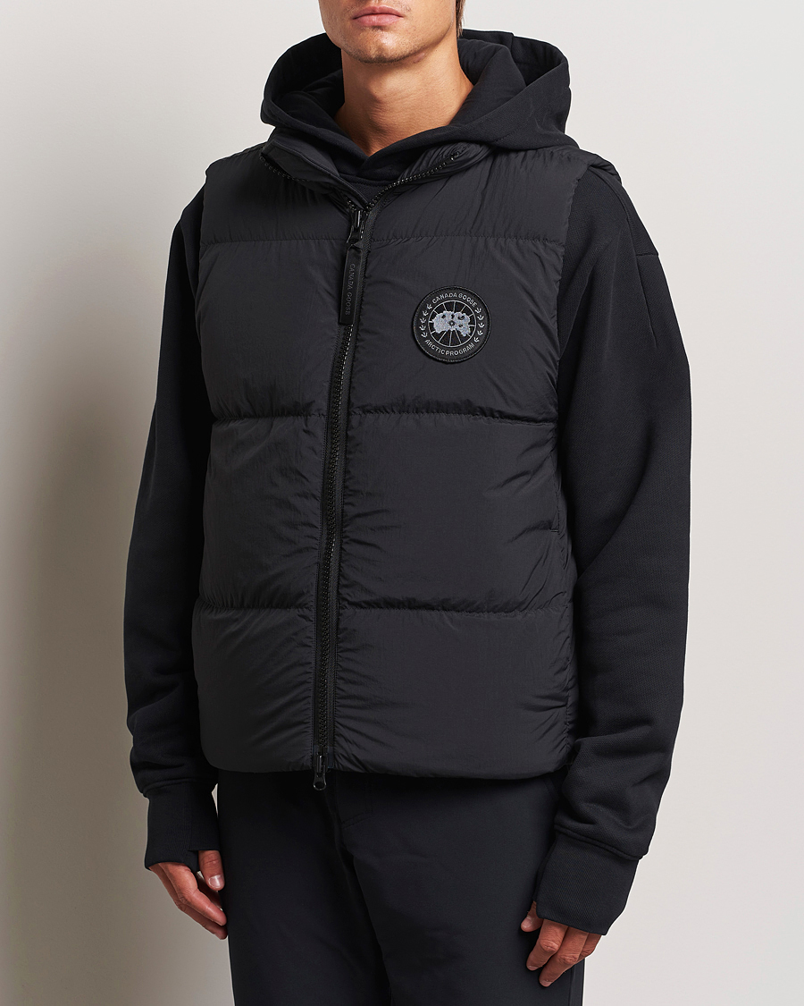 Mies | Takit | Canada Goose Black Label | Lawrence Vest Black