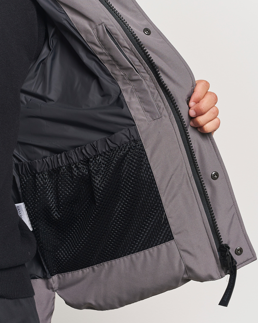 Mies | Takit | Canada Goose Black Label | Macmillan Parka Coastal Grey