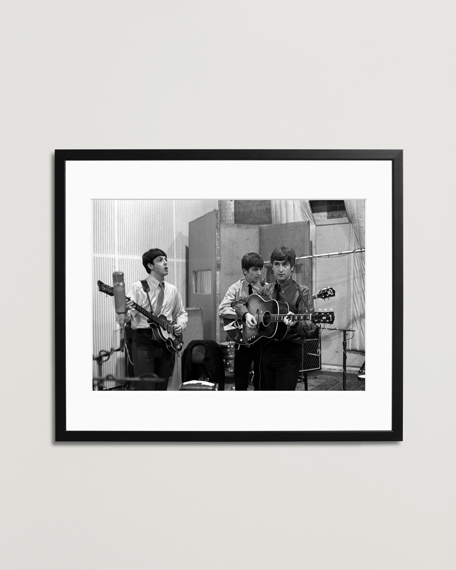 Mies | Taulut | Sonic Editions | Framed