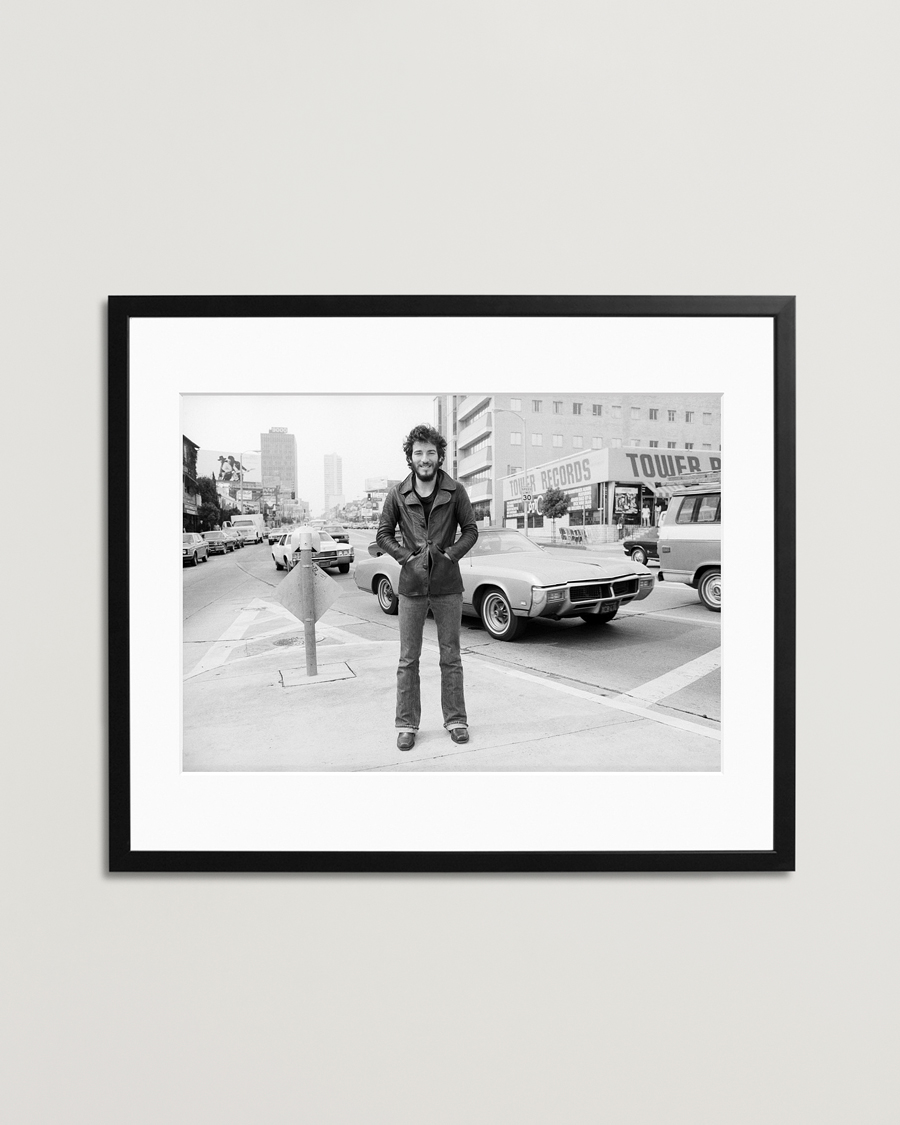 Mies | Taulut | Sonic Editions | Framed Bruce Springsteen on Sunset Strip
