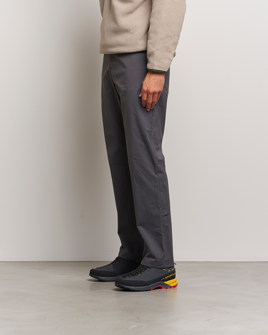 Mies | Vaelluskengät | La Sportiva | TX Guide Leather Carbon/Yellow