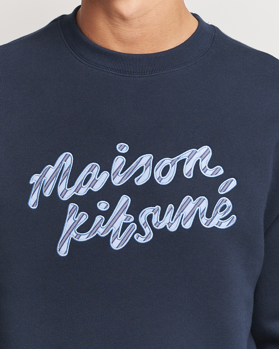 Mies | Puserot | Maison Kitsuné | Striped Handwriting Sweatshirt Navy