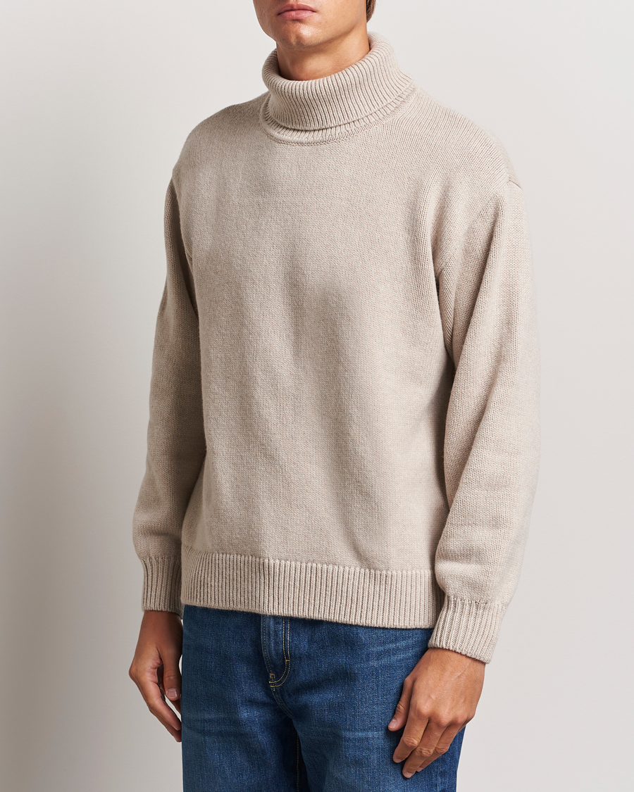 Mies | Puserot | Colorful Standard | Merino Wool Turtleneck Ivory White