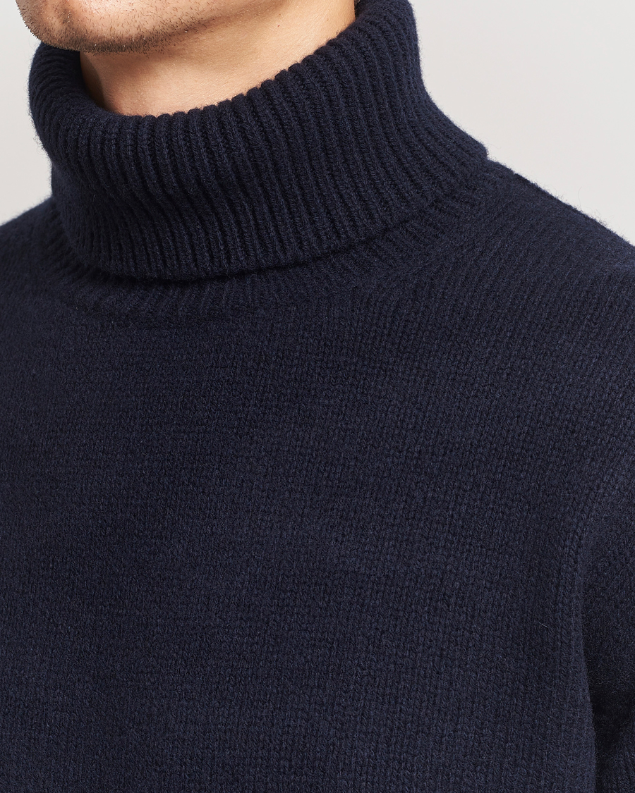 Mies | Puserot | Merz b. Schwanen | Merino/Cashmere Rollneck Dark Navy