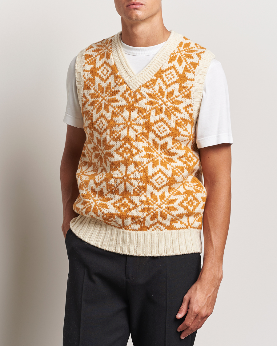 Mies | Puserot | BEAMS PLUS | Snow Pattern Knit Vest Gold