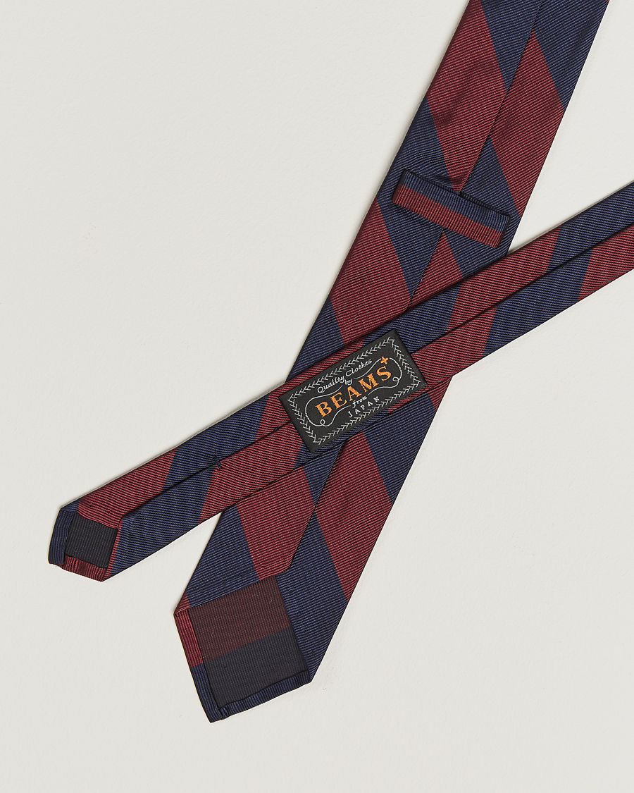 Mies | BEAMS PLUS Regimental Stripe Ivy Tie Navy/Burgundy | BEAMS PLUS | Regimental Stripe Ivy Tie Navy/Burgundy