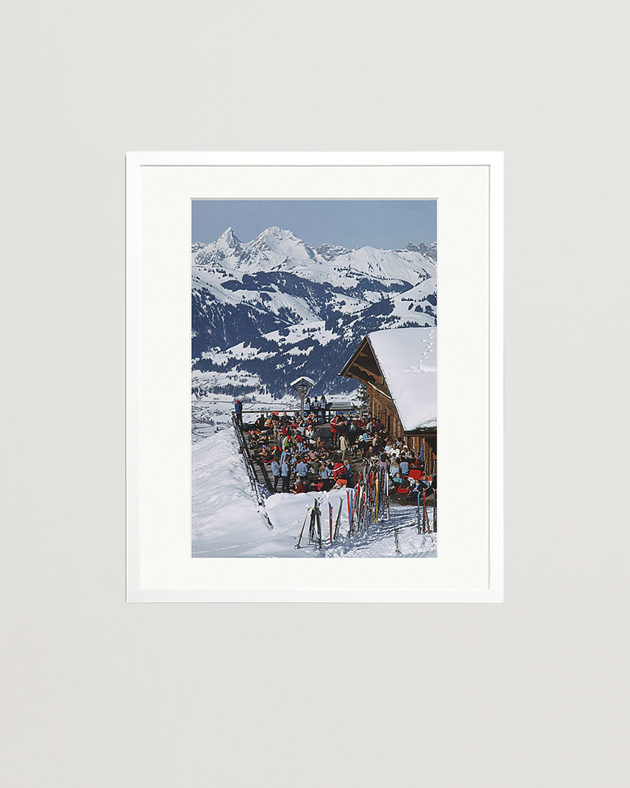 Mies | Taulut | Sonic Editions | Framed Slim Aarons Eagle Club