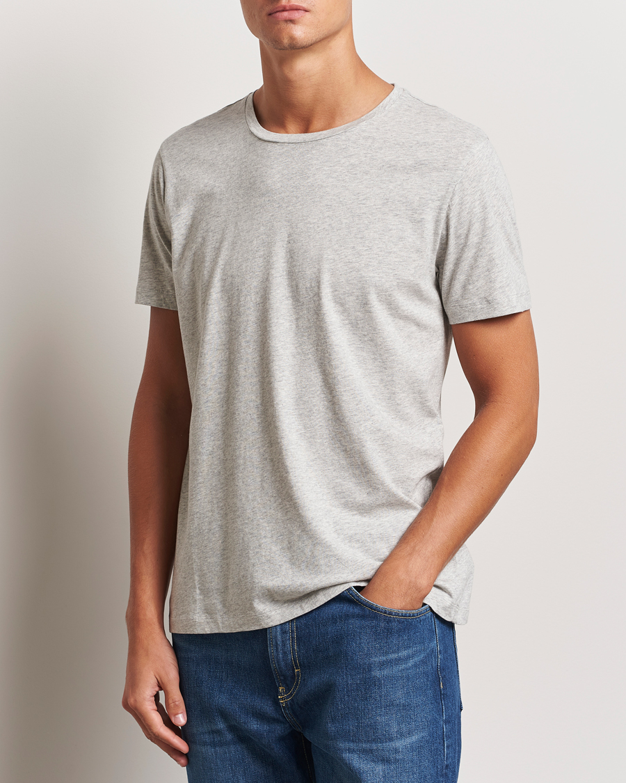 Mies | T-paidat | A Day's March | Lightweight T-Shirt Grey Melange