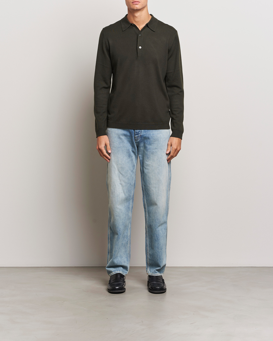 Mies | Puserot | A Day's March | Ambroz Merino Polo Dark Green