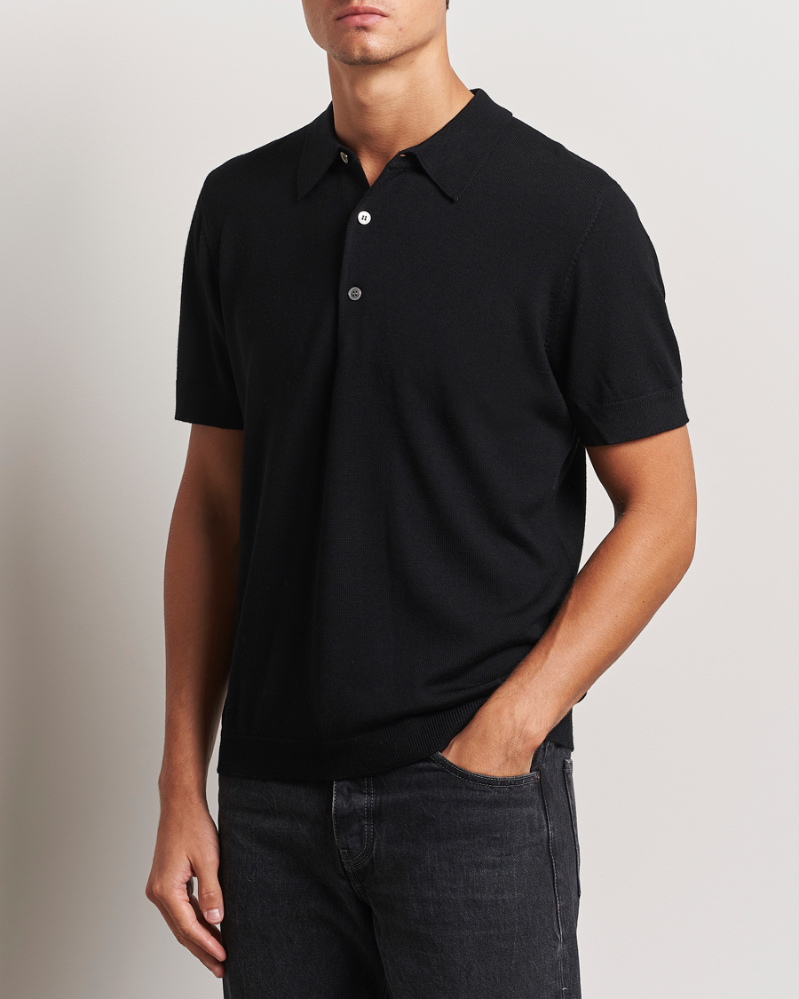 Mies | Pikeet | A Day's March | Rosehall Short Sleeve Merino Polo Black