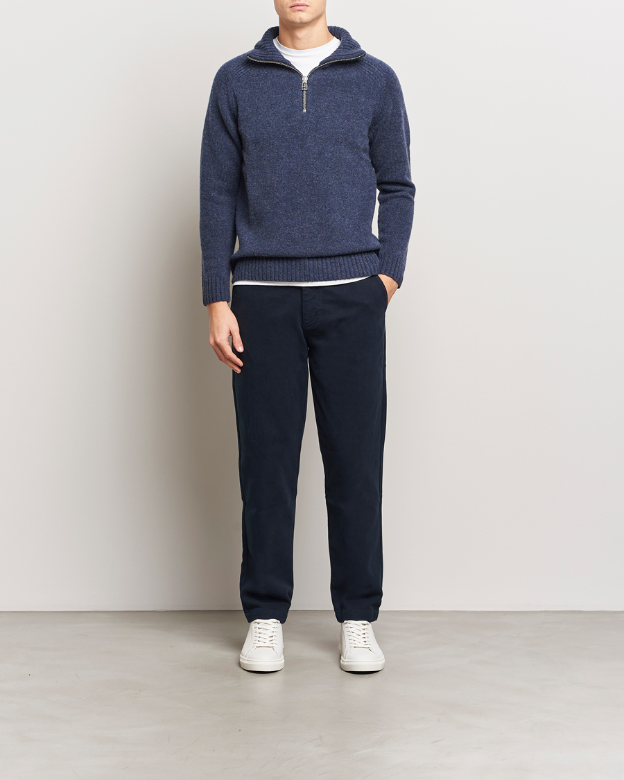 Mies | Puserot | A Day's March | Cullen Half-Zip Lambswool Sweater Navy Melange