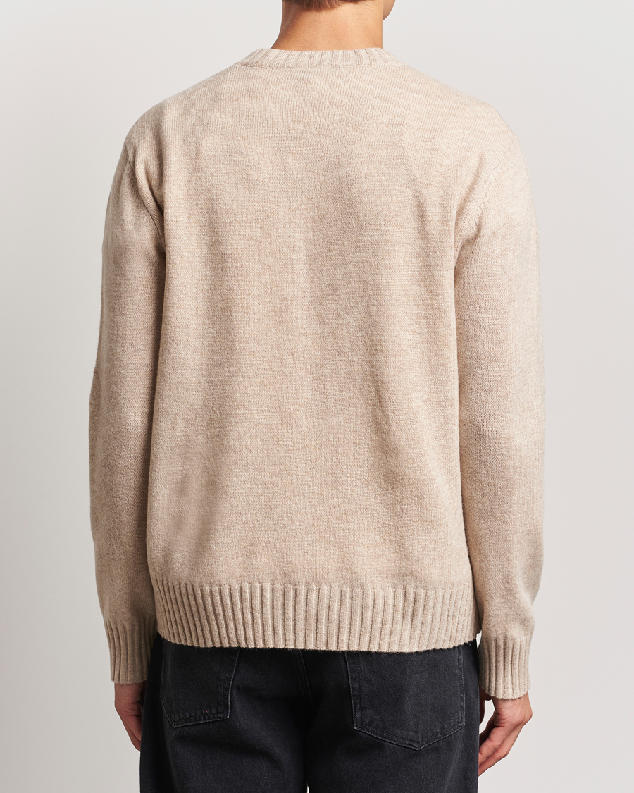 Mies | Puserot | A Day's March | Marlow Lambswool Crew Sand Melange