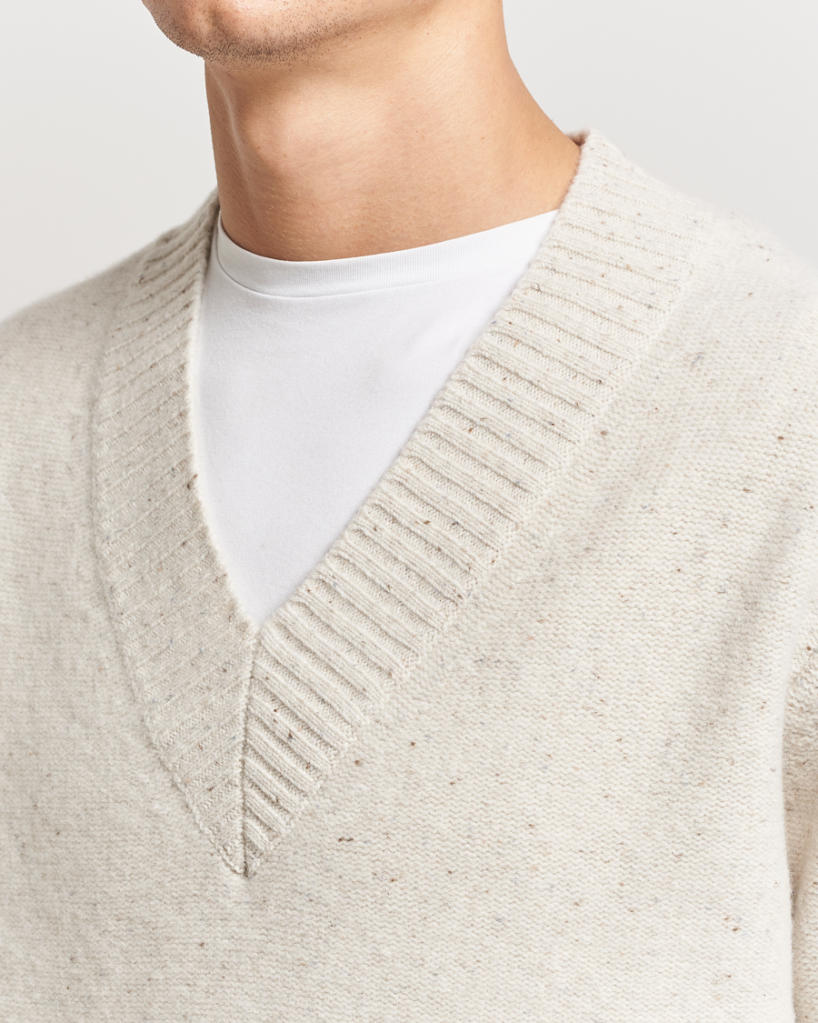 Mies | Puserot | A Day's March | Stanley Boiled Merino V-Neck Sweater Snow