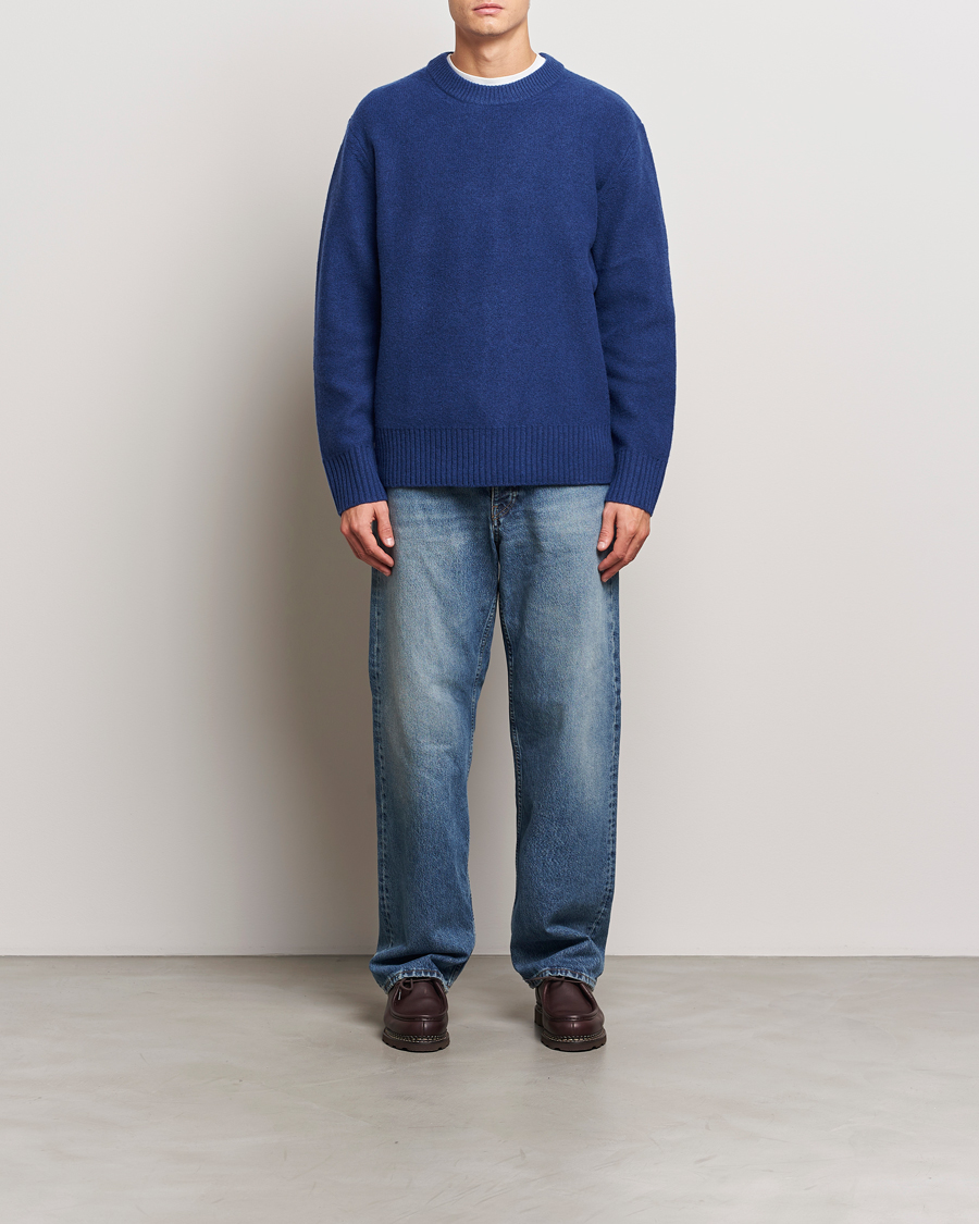 Mies | Puserot | A Day's March | Tietar Boiled Merino Sweater Blue