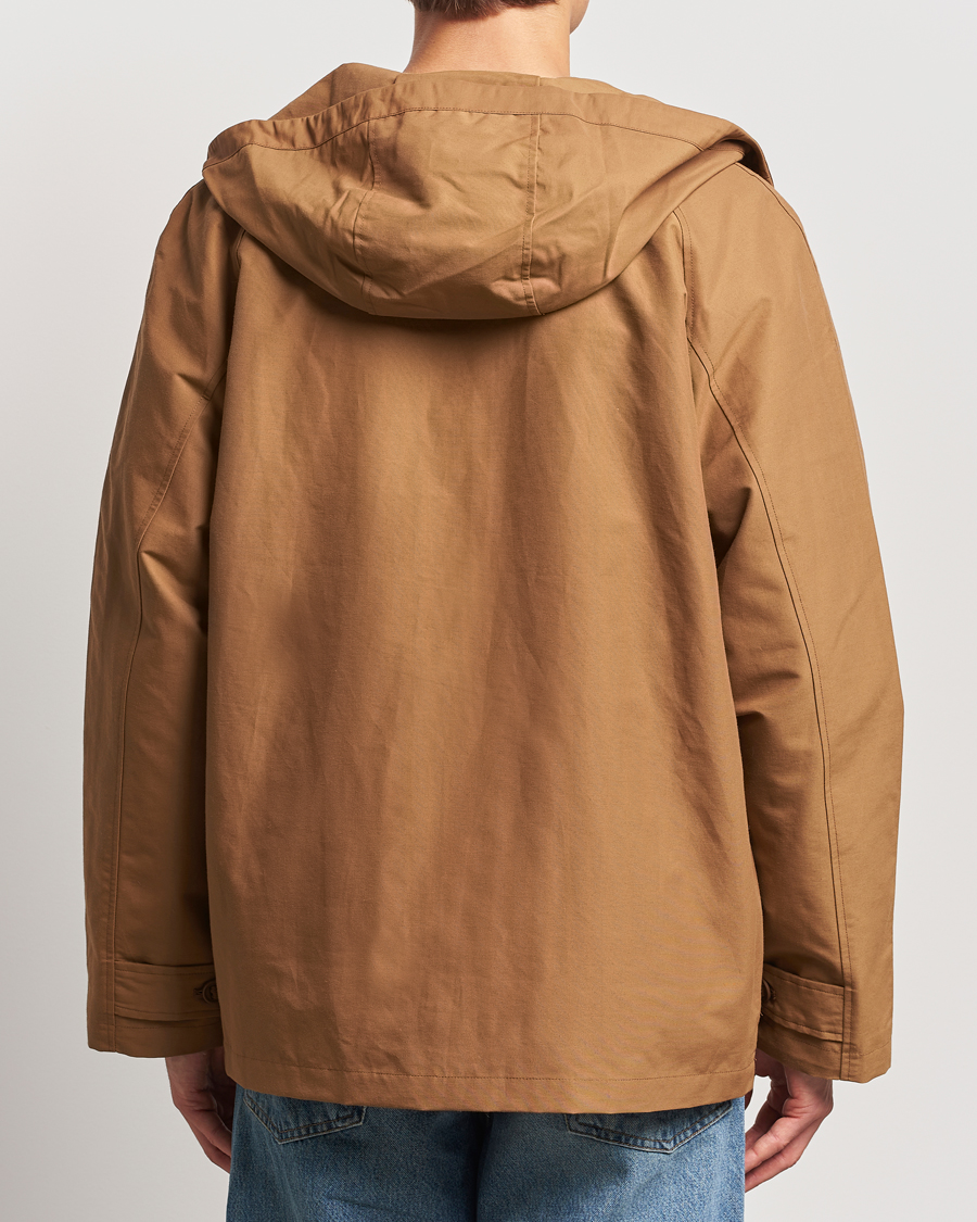 Mies | Takit | A Day's March | Port Short Nylon Parka Dijon