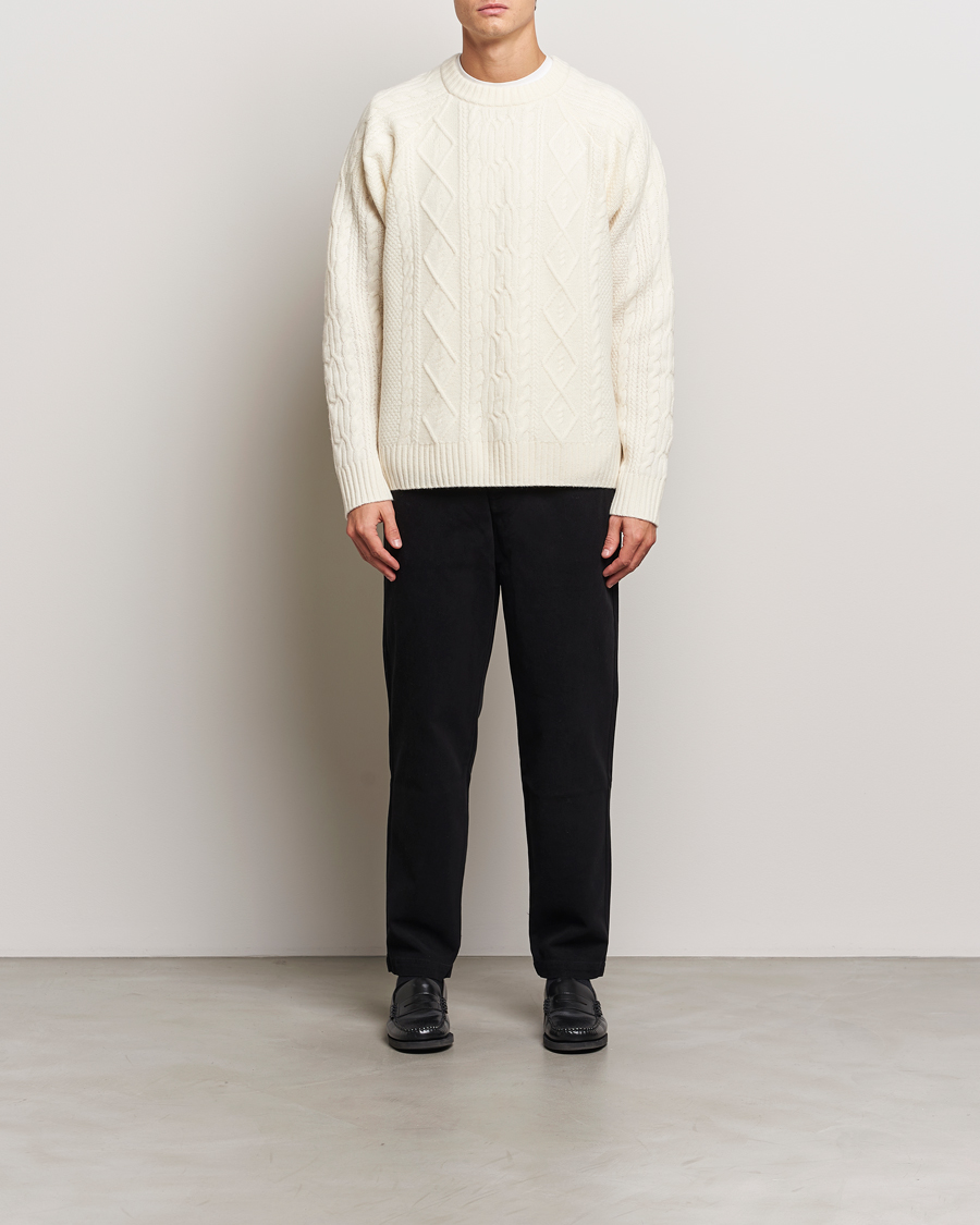 Mies | Puserot | A Day's March | Atlas Aran Knit Lambswool Sweater Off White
