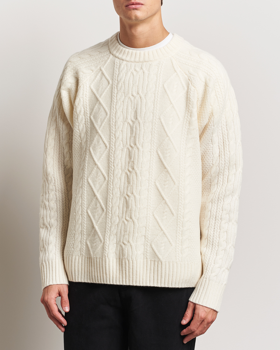 Mies | Puserot | A Day's March | Atlas Aran Knit Lambswool Sweater Off White