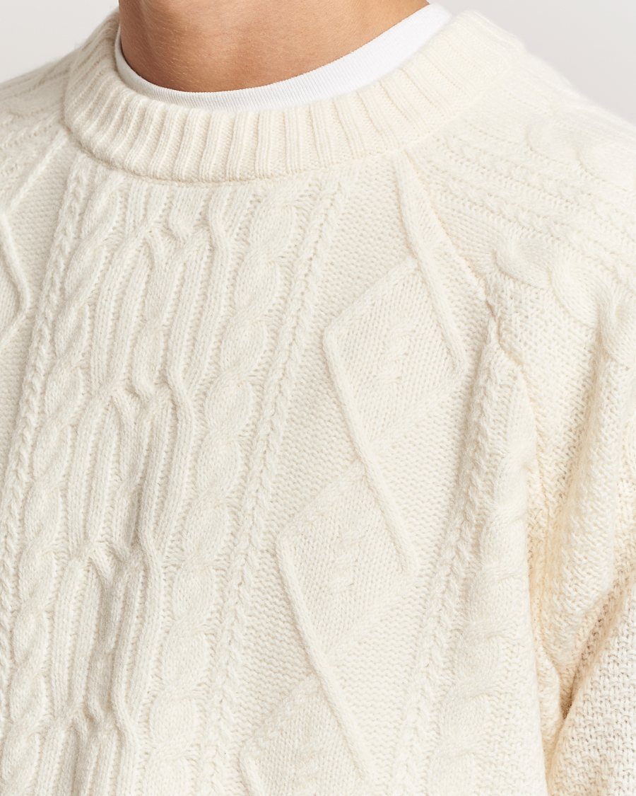 Mies | Puserot | A Day's March | Atlas Aran Knit Lambswool Sweater Off White