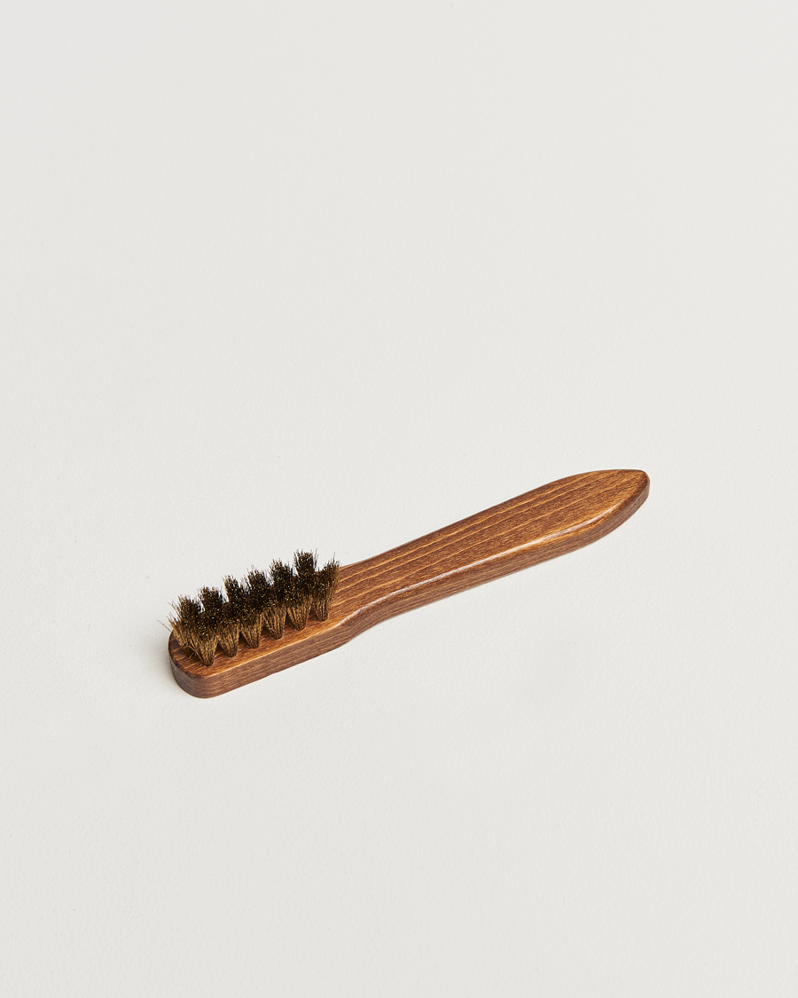 Mies | Kenkien huolto | R.M.Williams | Suede Brass Bristle Brush Natural