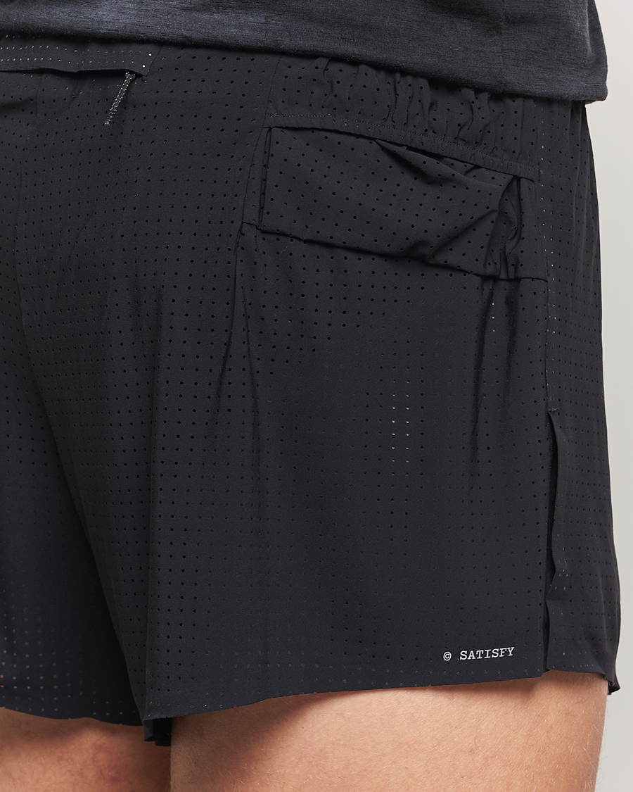 Mies | Shortsit | Satisfy | Space-O 2.5 Distance Shorts Black