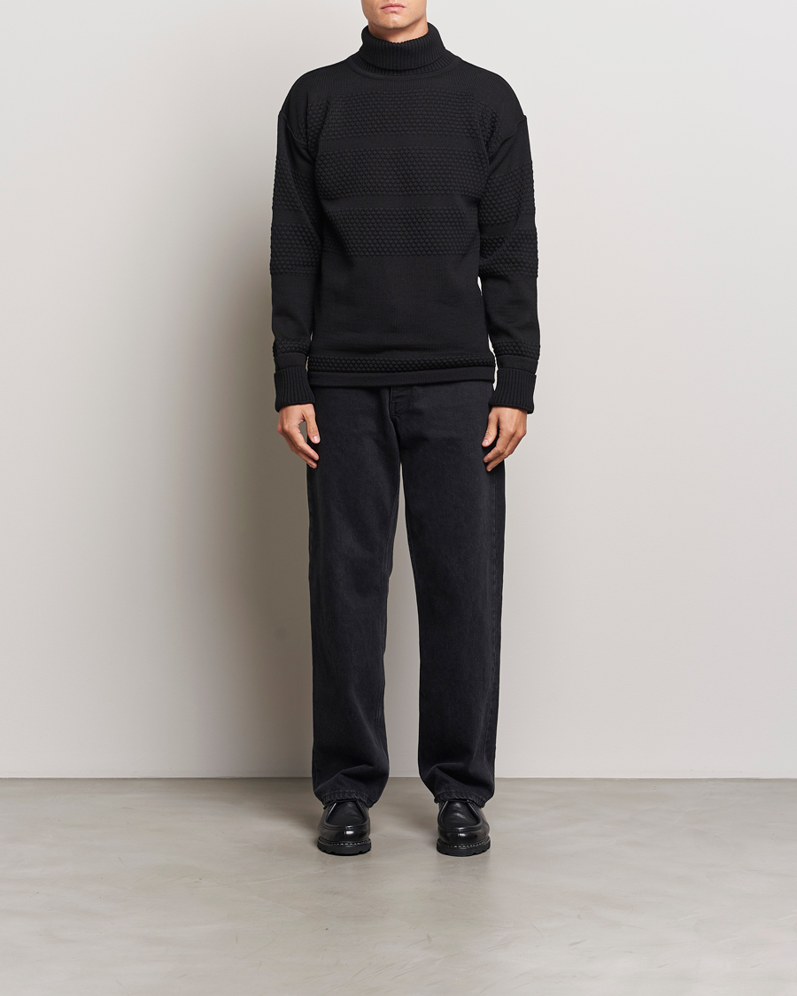 Mies | Puserot | S.N.S. Herning | Fisherman Wool Rollneck Sweater Black