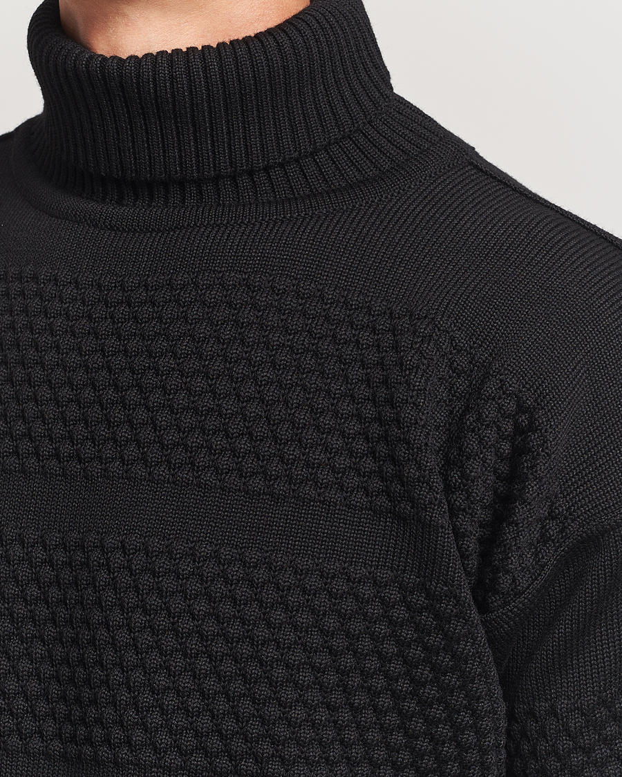 Mies | Puserot | S.N.S. Herning | Fisherman Wool Rollneck Sweater Black