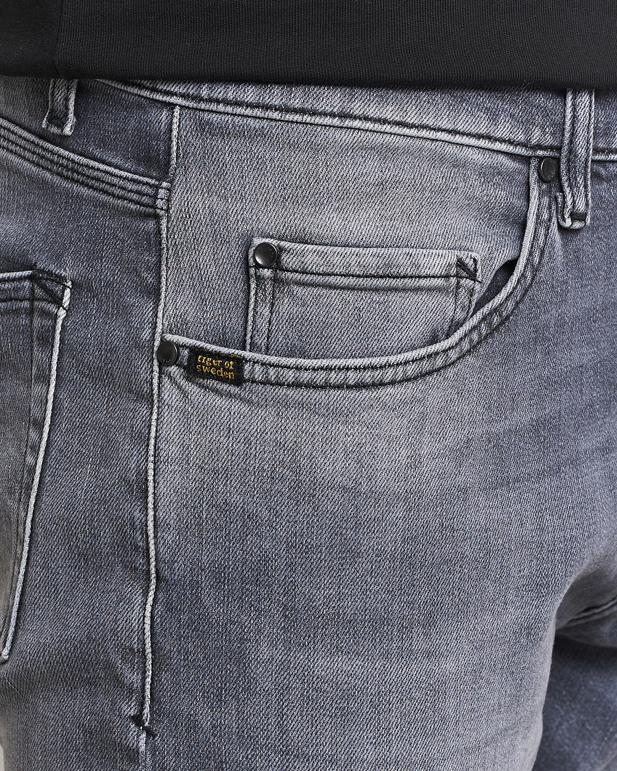 Mies | Farkut | Tiger of Sweden | Pistolero Stretch Cotton Jeans Prime Washed Black