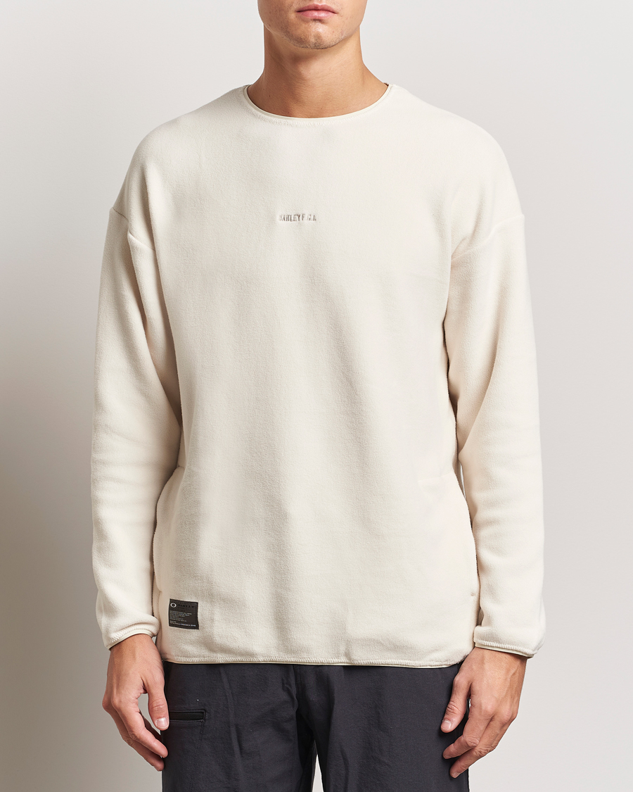 Mies | Puserot | Oakley | FGL Micro Fleece Crew Bone