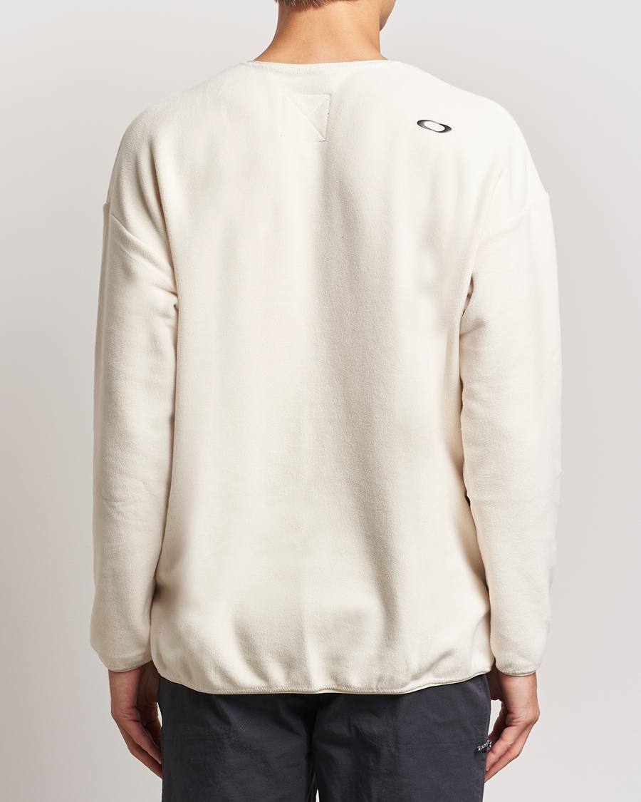 Mies | Puserot | Oakley | FGL Micro Fleece Crew Bone