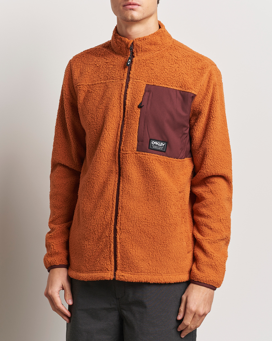 Mies | Puserot | Oakley | Mountain Fire Sherpa Ginger