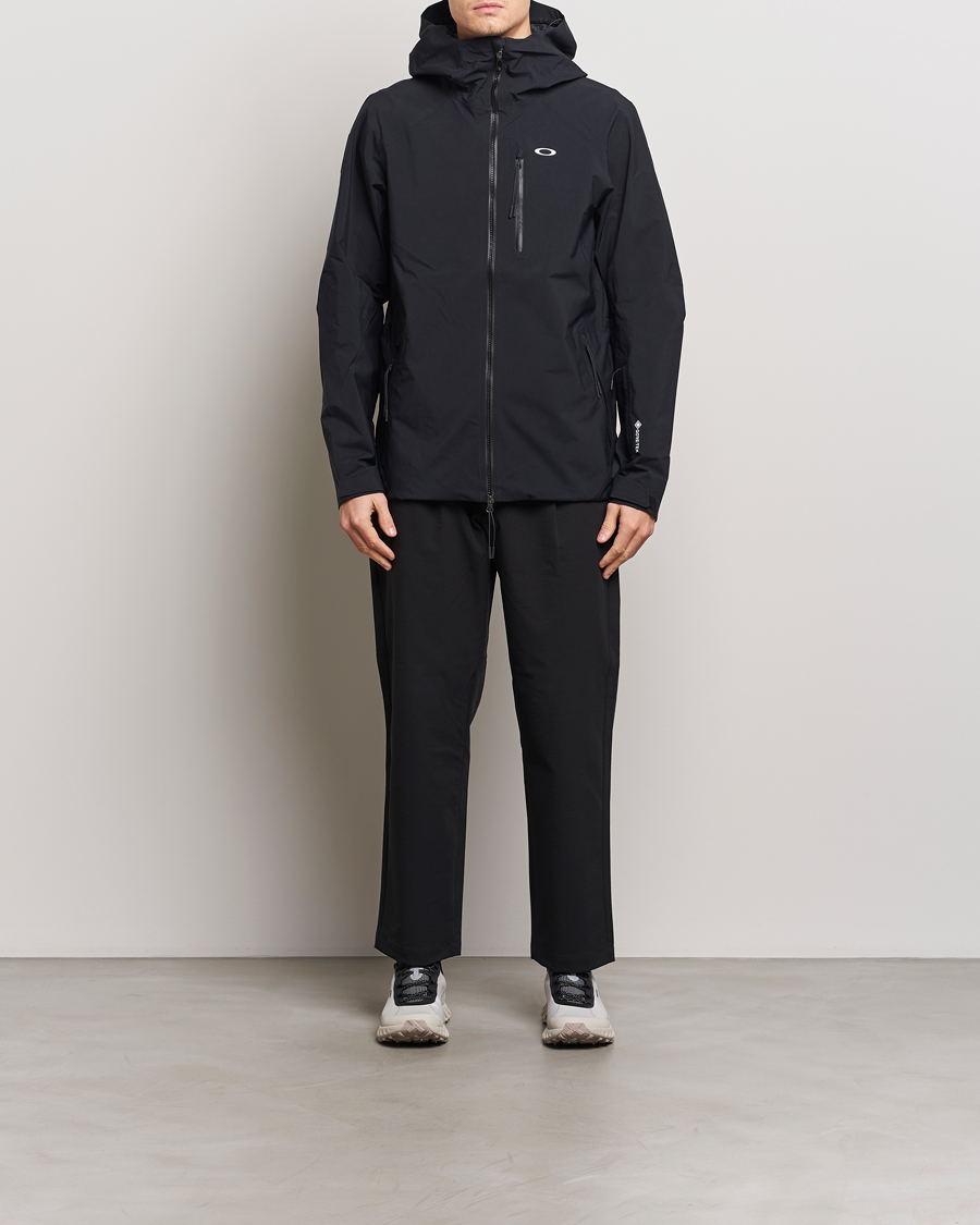 Mies | Takit | Oakley | Unbound GORE-TEX Shell Jacket Blackout