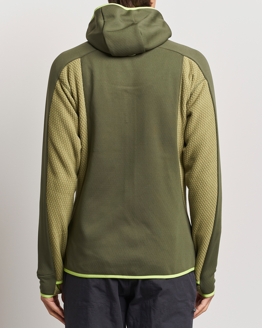 Mies | Puserot | Oakley | Drift Tech Fleece Hood New Dark Brush