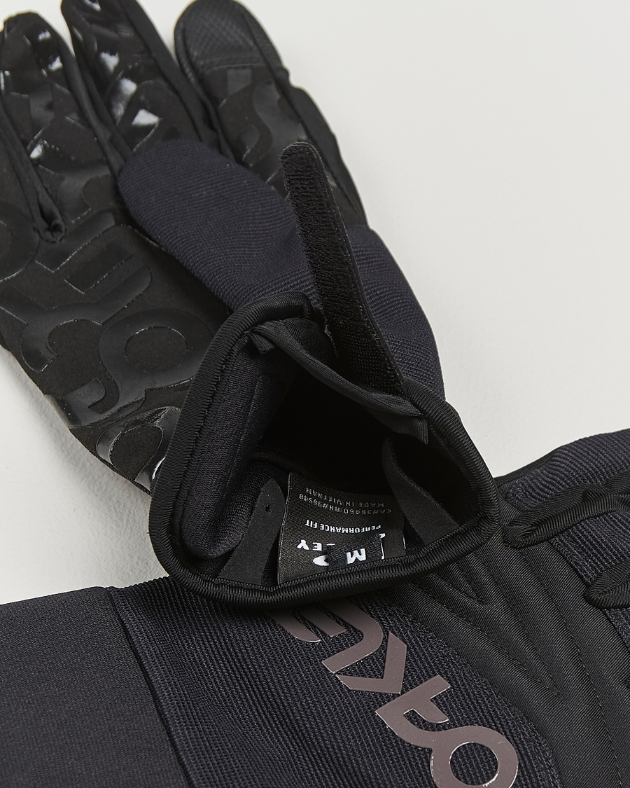 Mies | Oakley Factory Pilot Core Glove Blackout | Oakley | Factory Pilot Core Glove Blackout