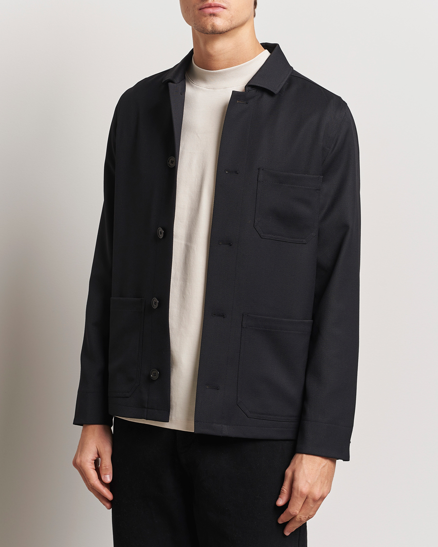 Mies | Takit | Filippa K | Louis Wool Gabardine Shirt Jacket Black