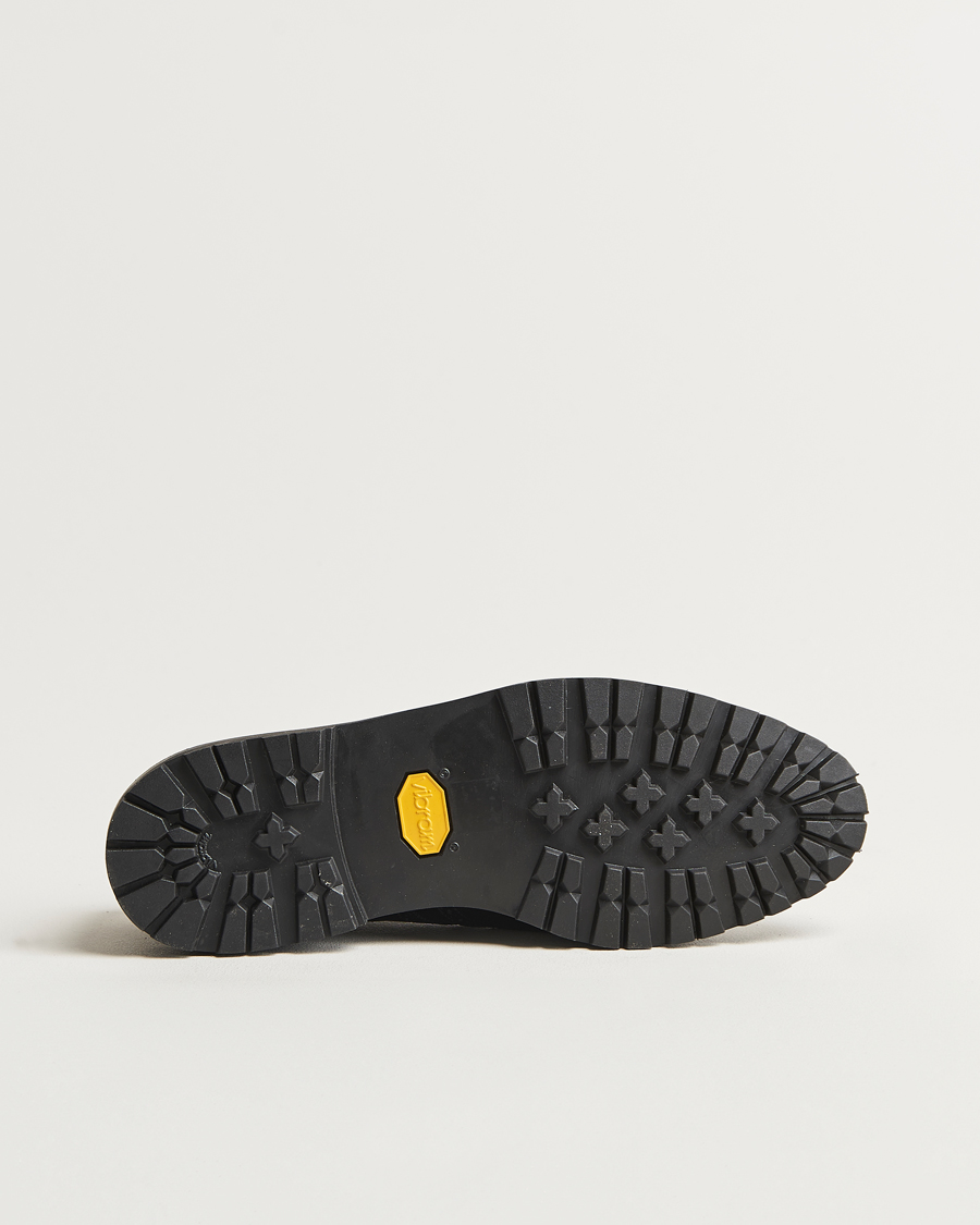 Mies | Crockett & Jones Pembroke Milled Grain Vibram Black | Crockett & Jones | Pembroke Milled Grain Vibram Black
